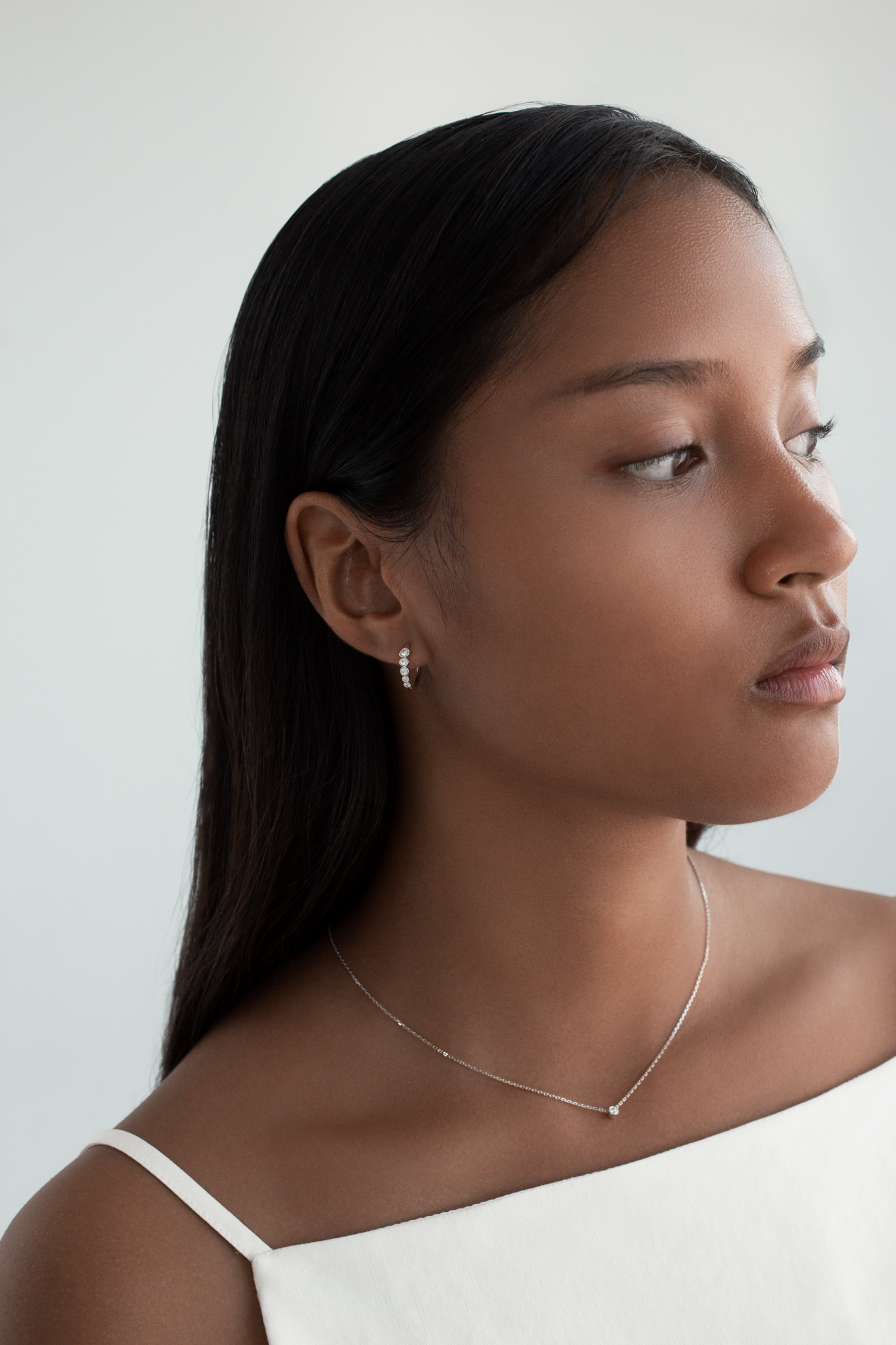 5-stens Bezel Diamant Hoops