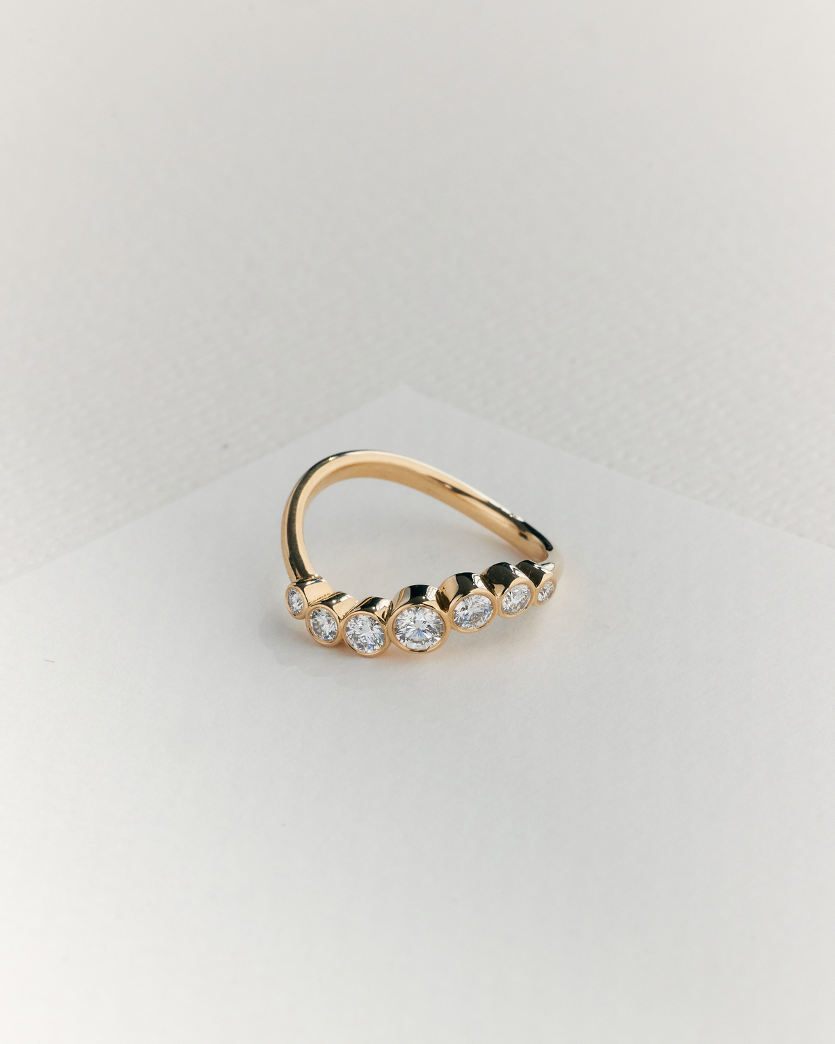 Wave Bezel Diamantring