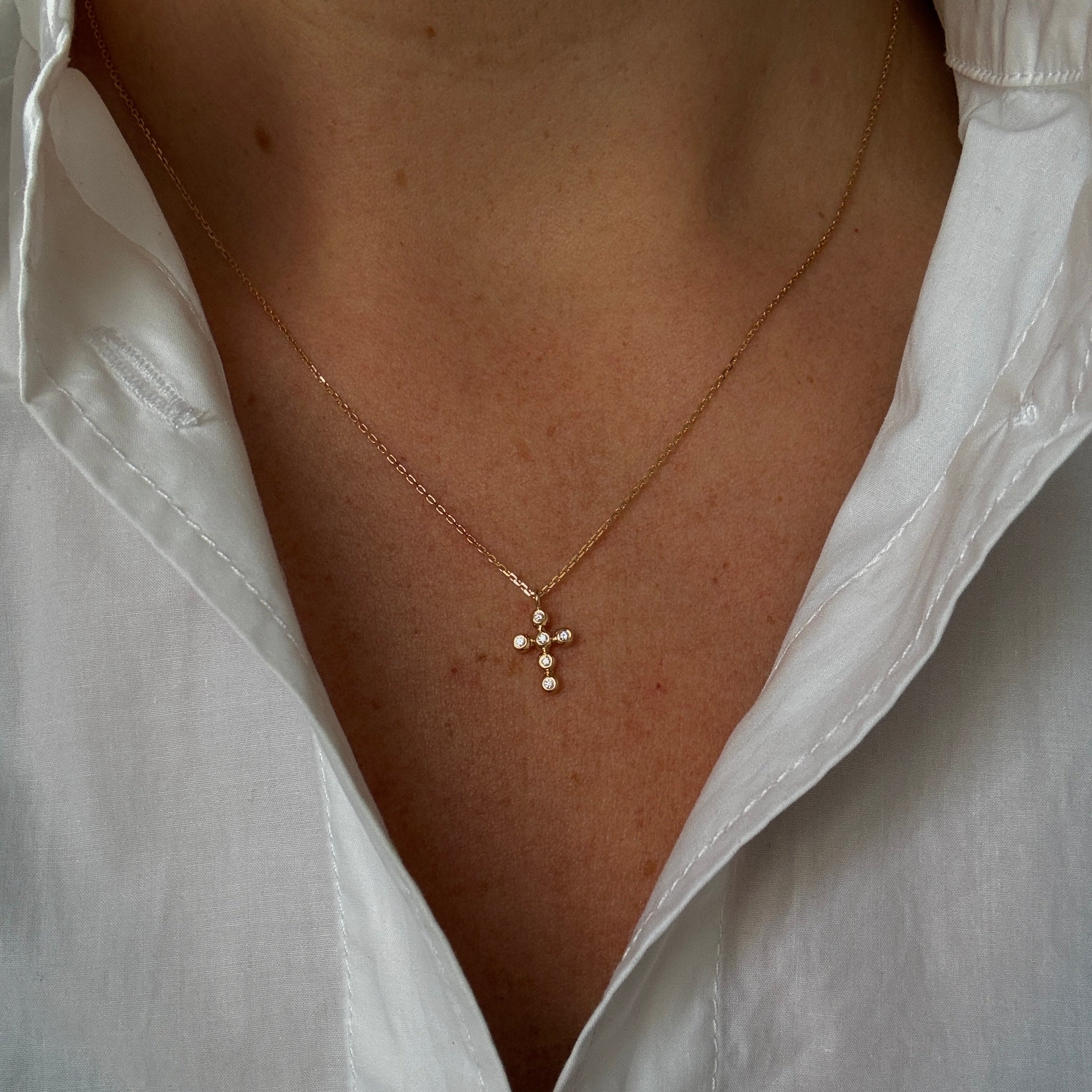 Diamantkors Bezel Halskæde