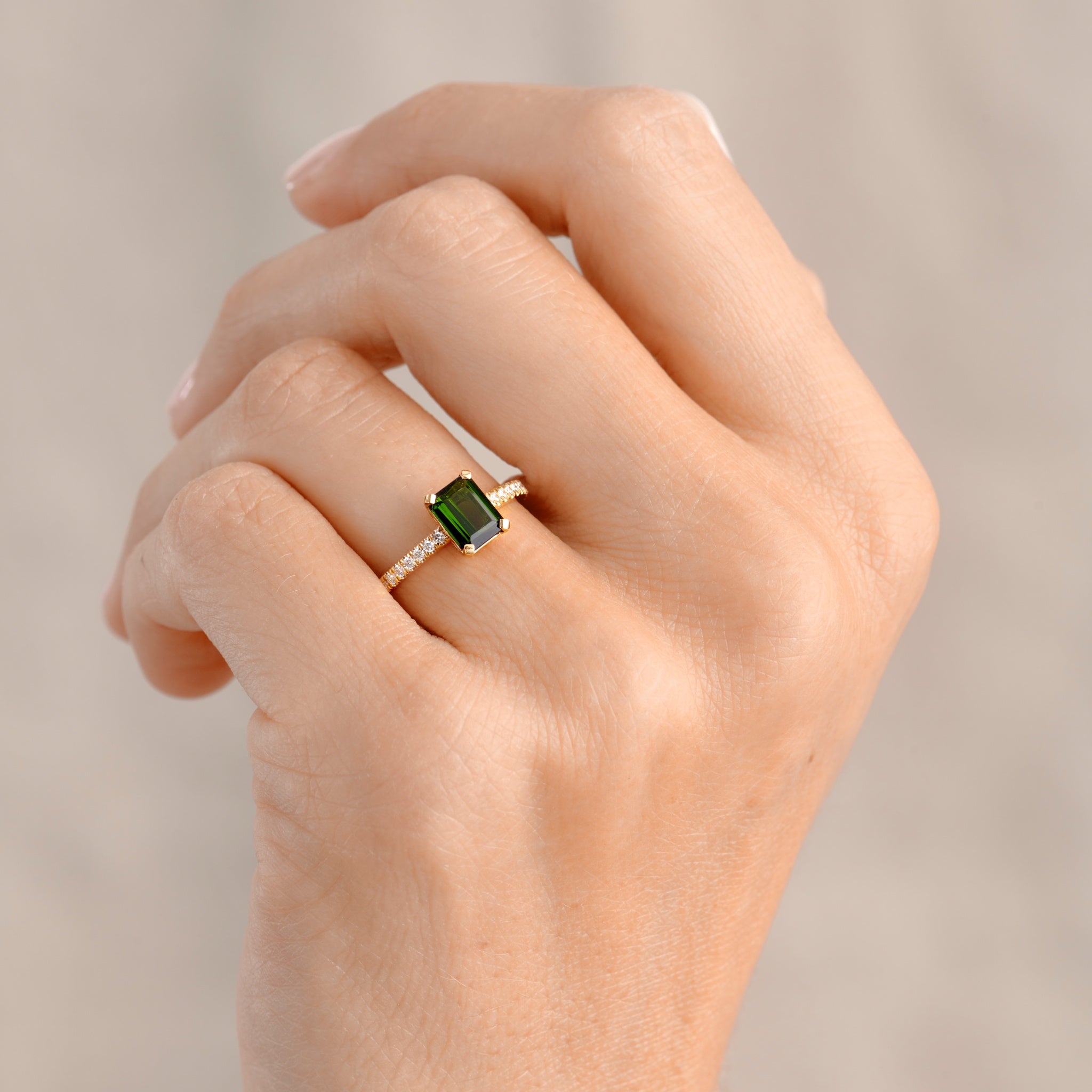 Lemelé-lemelecph-diamond-ring-diamant-ring-tourmaline-emerald-cut-model-18k-18karat-gold-guld