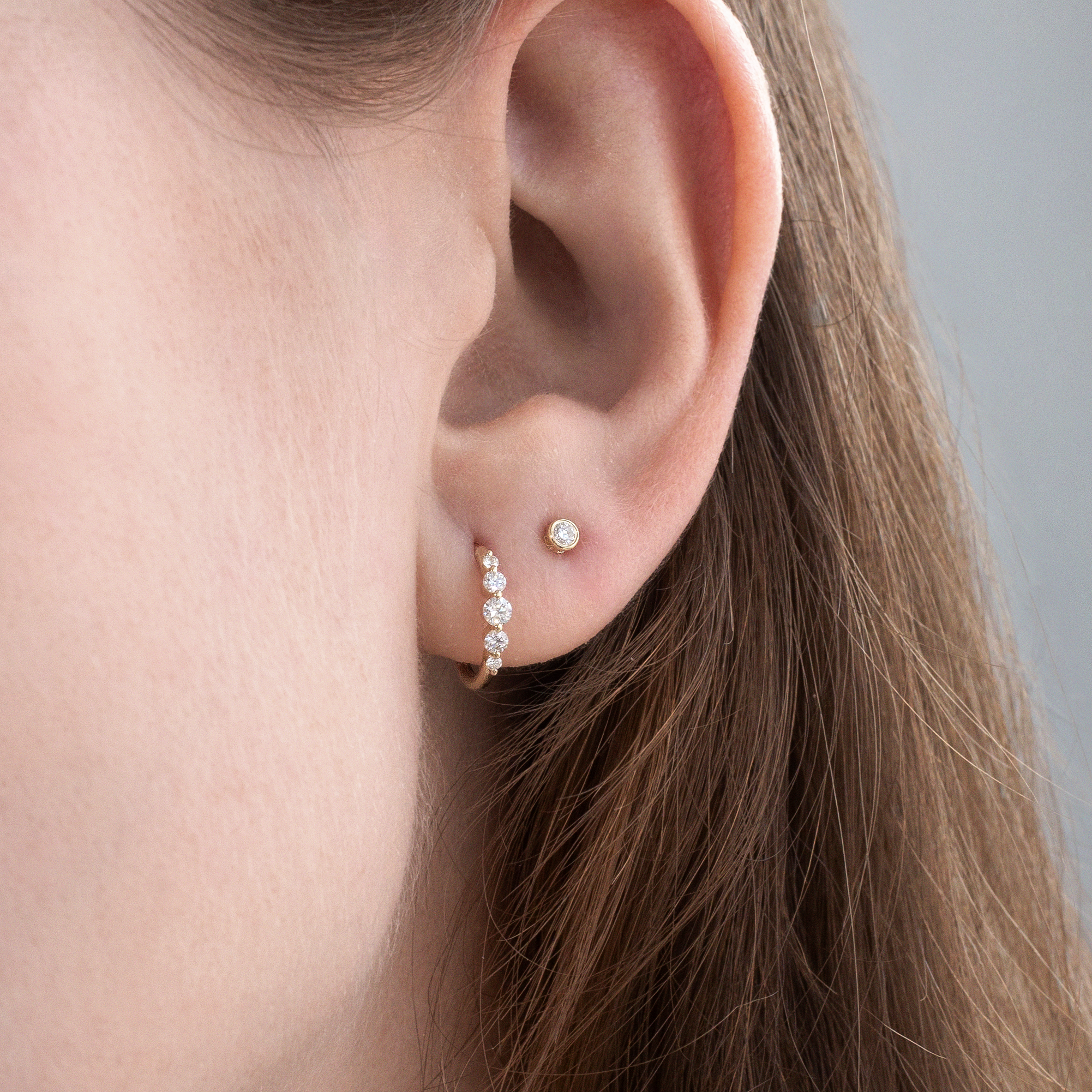 5-stens Floating Diamant Hoops | 18K Guld
