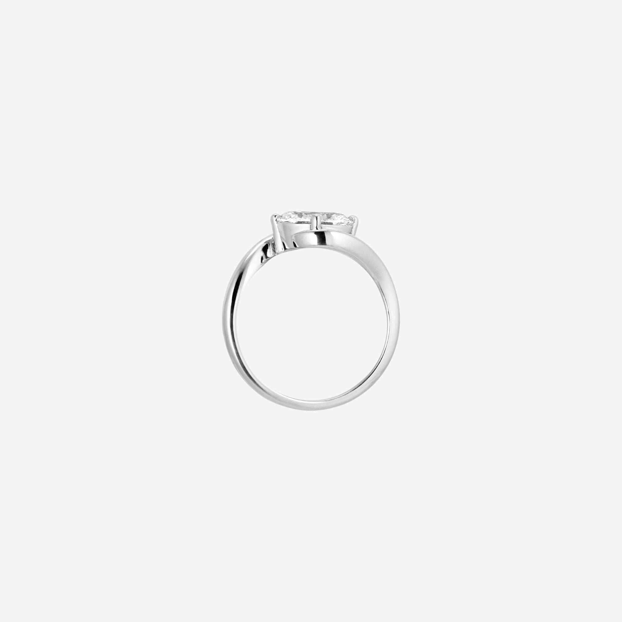 Nora Diamantring | Oval