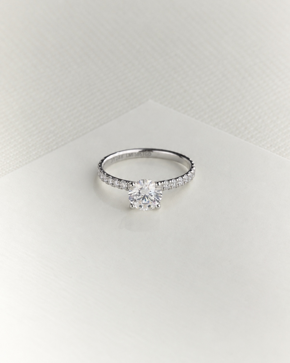 Ava Diamantring  | Rund