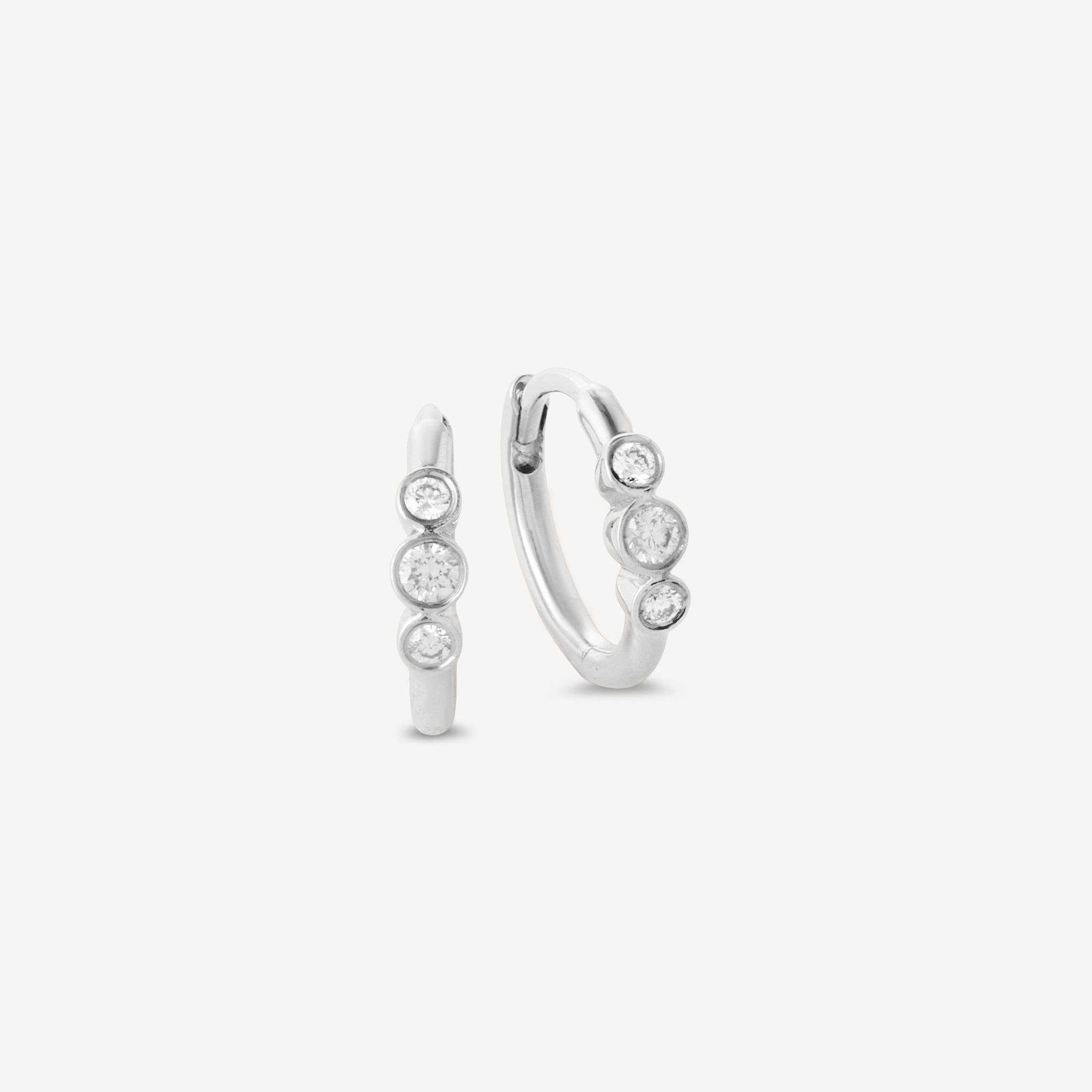 3-stens Bezel Diamant Hoops  | 18K Hvidguld