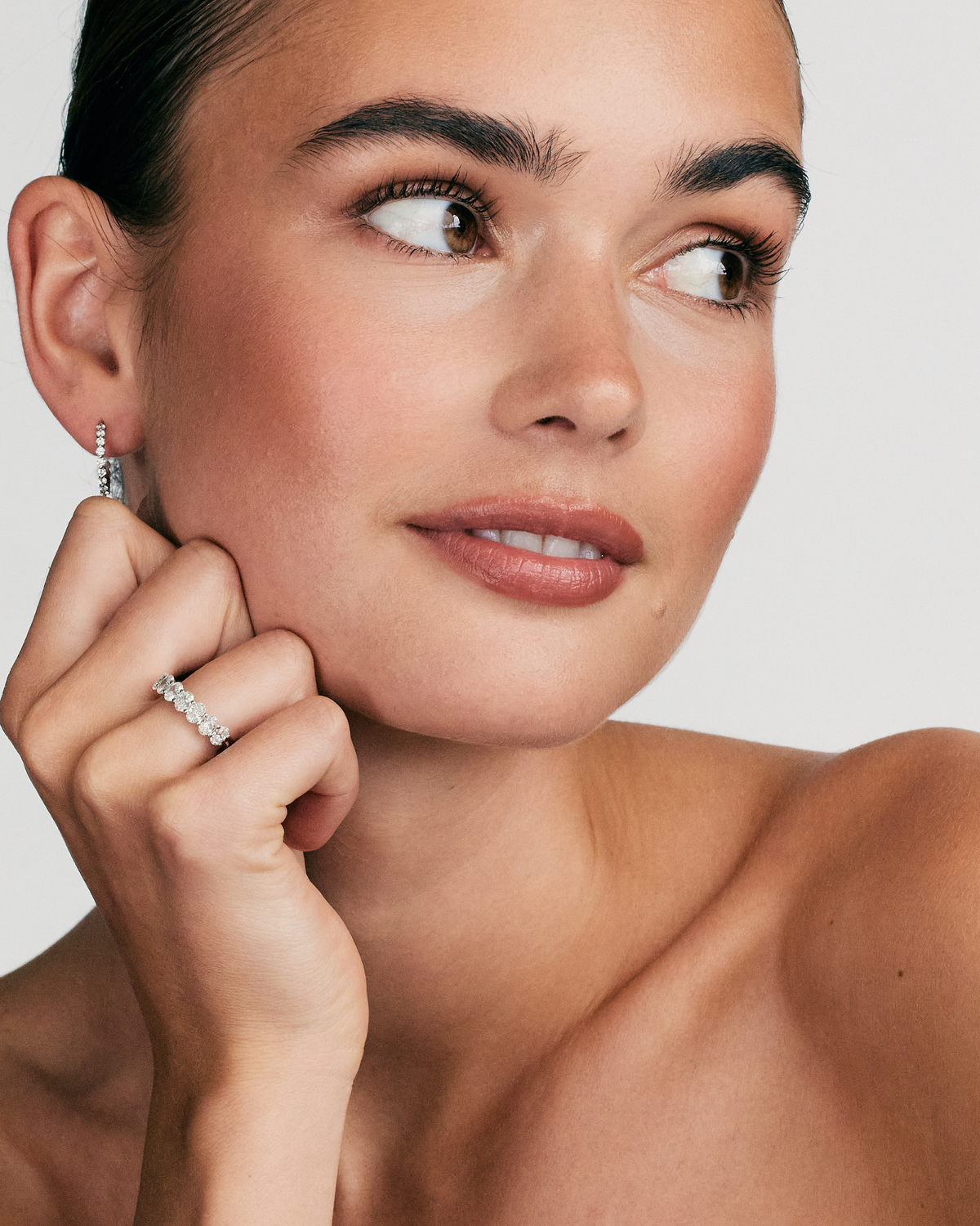 Elodie Halv Alliancering | Oval