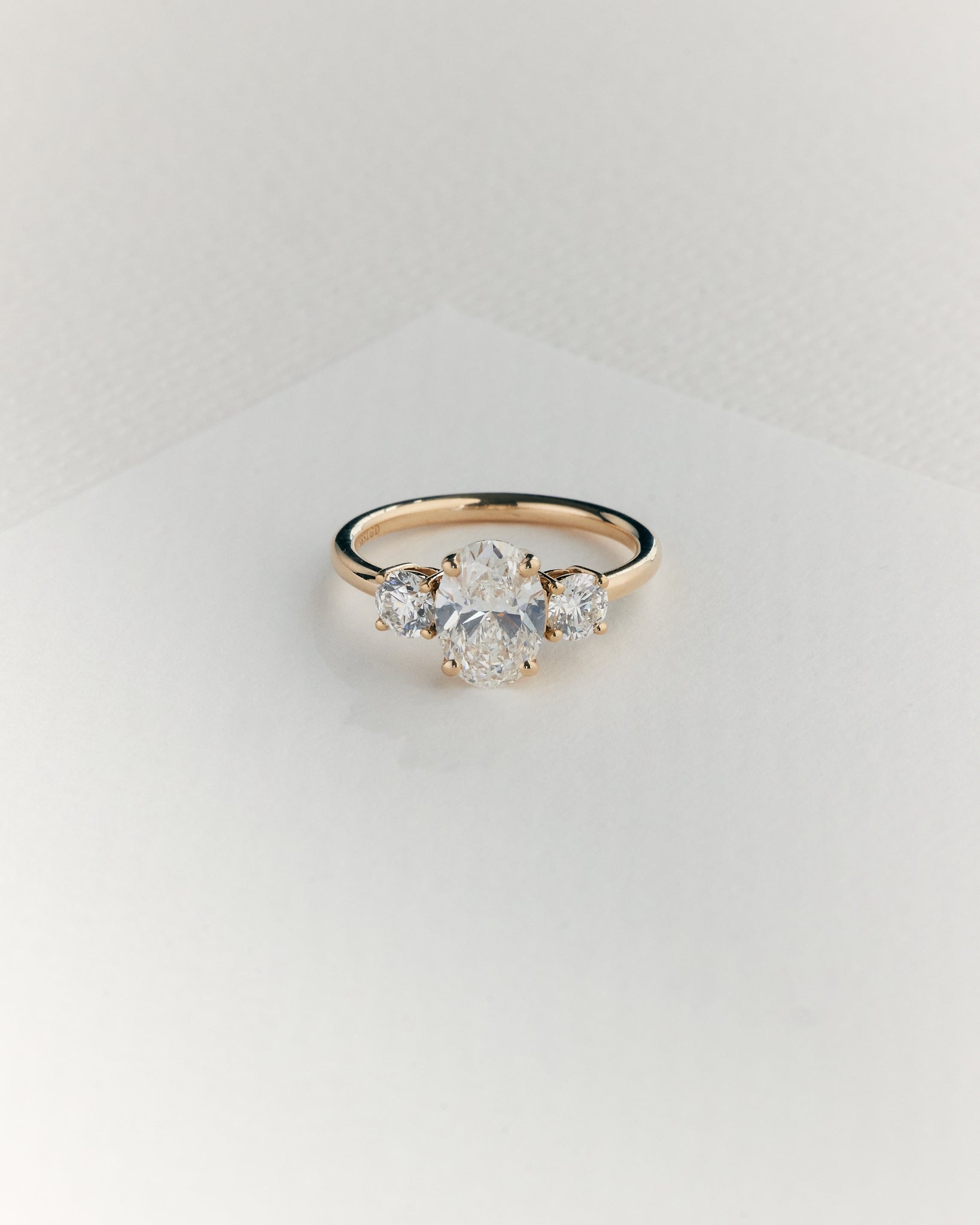 Elisa Diamantring | Oval & Runde