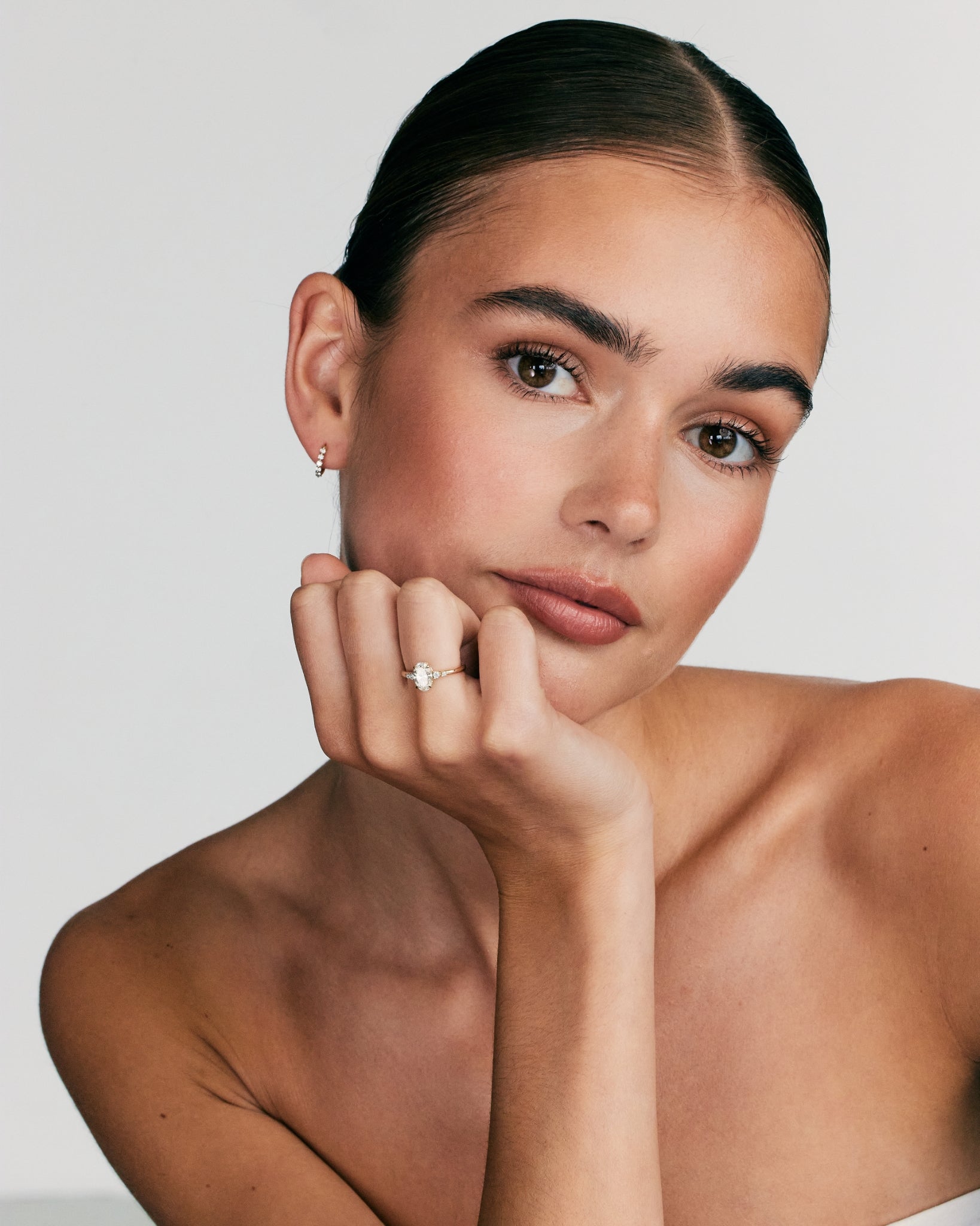 Josie Diamantring | Oval