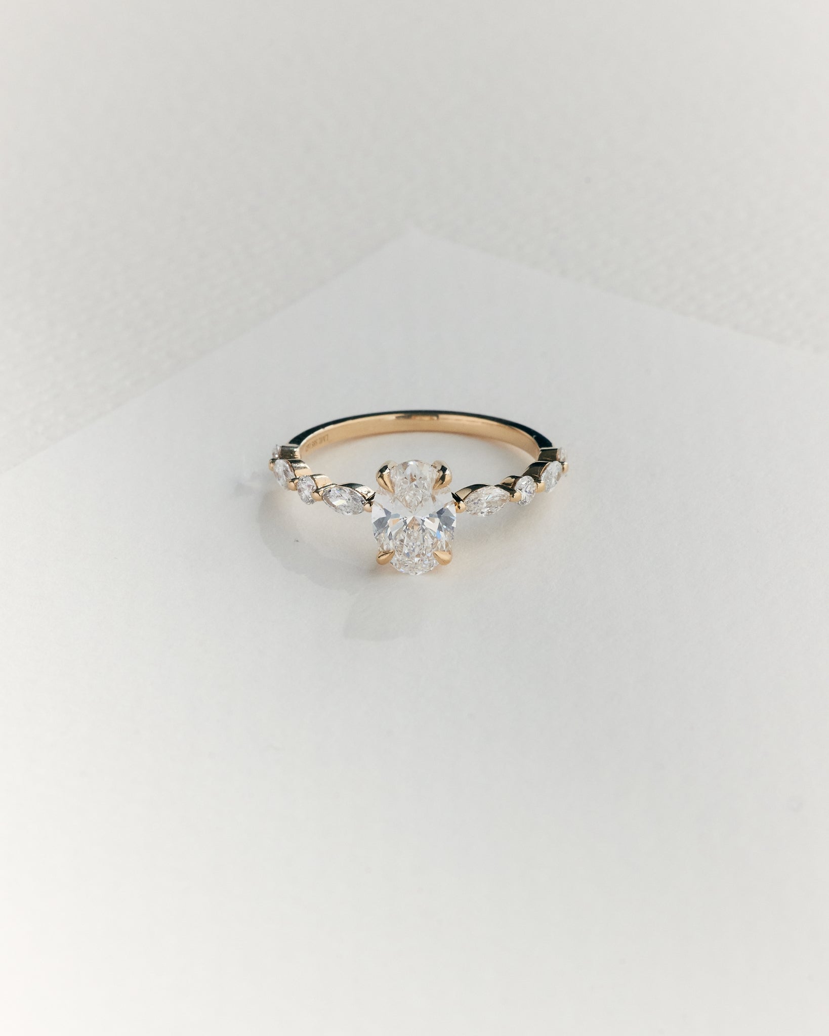 Iris Diamantring | Oval